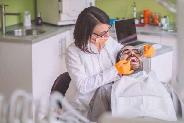 Best Emergency Tooth Extraction in Sarcoxie, MO